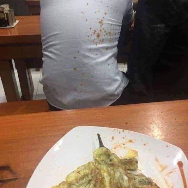 momen kocak gak tahan lapar (twitter.com/imammasbuq)