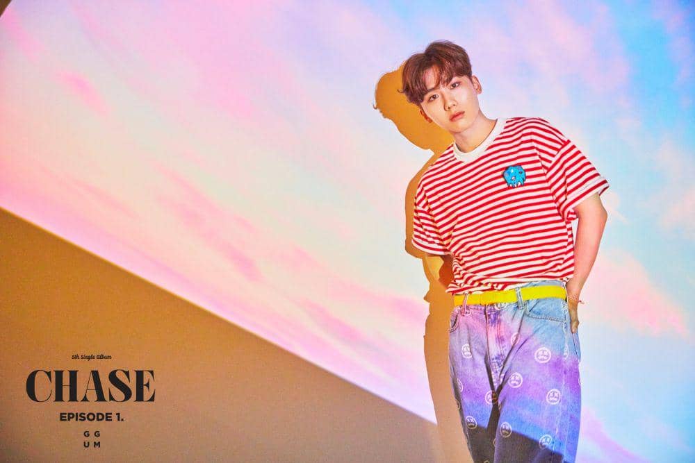 Jonghyeong DONGKIZ di teaser versi I'MMATURE single album CHASE EPISODE 1. GGUM. (twitter.com/dongkiz_dy)