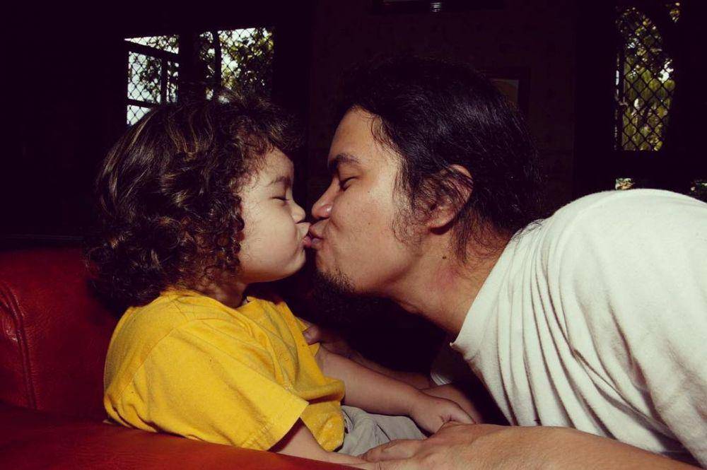 potret Dul Jaelani dan ayahnya (instagram.com/ahmaddhaniprast)