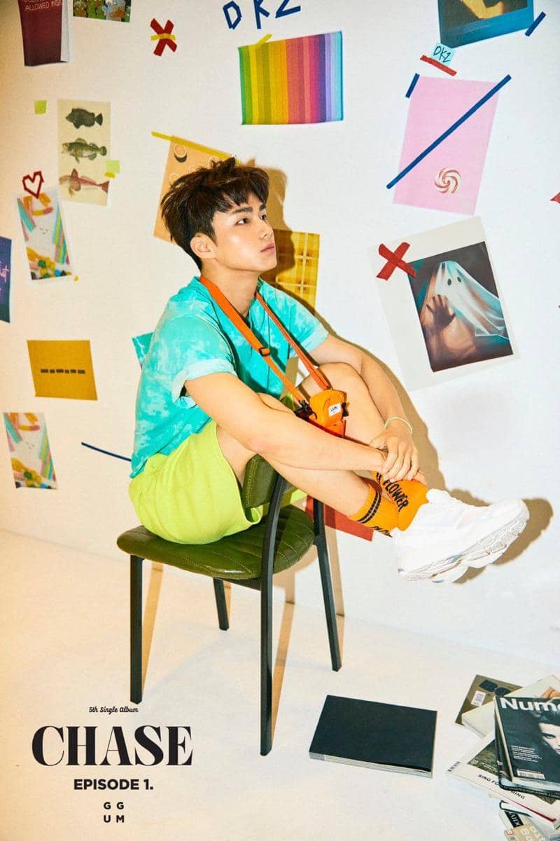 Kyoungyoon DONGKIZ di teaser versi IMMATURE single album CHASE EPISODE 1. GGUM. (twitter.com/dongkiz_dy)