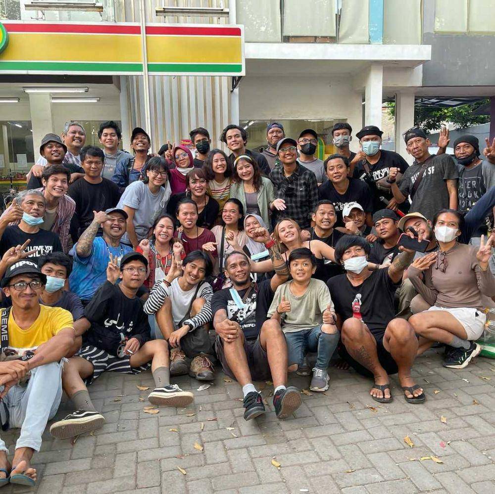 pemain dan kru I Love You Silly (instagram.com/ajil_ditto08)