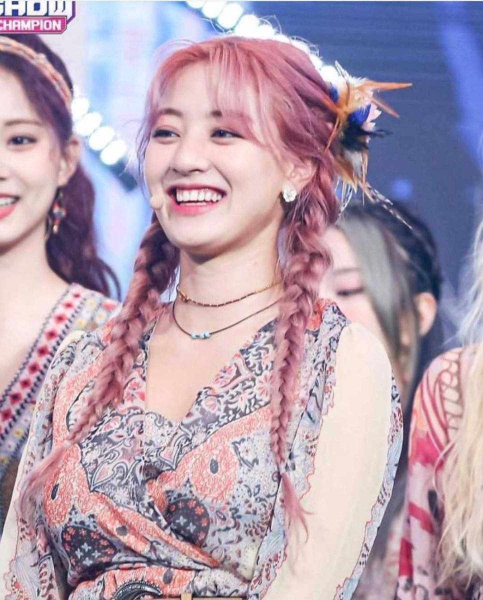 Jihyo TWICE (instagram.com/jihyo.jypt)