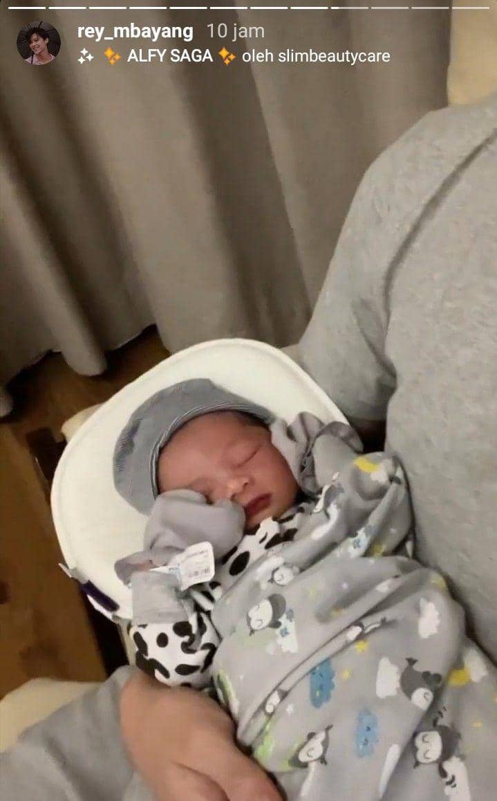 Baby Arshaka (instagram.com/rey_mbayang)