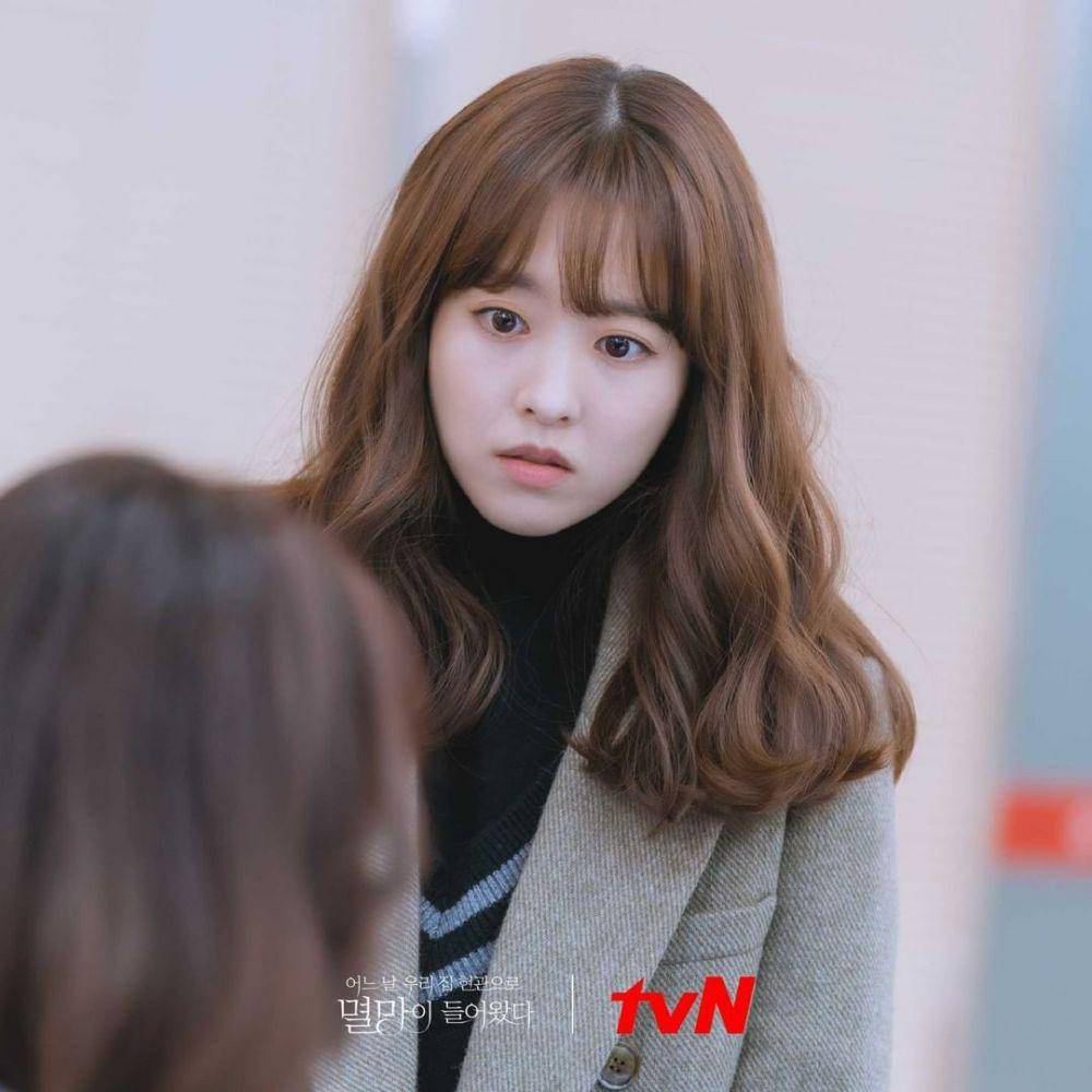 Park Bo Young di Doom at Your Service (instagram.com/tvndrama.official)