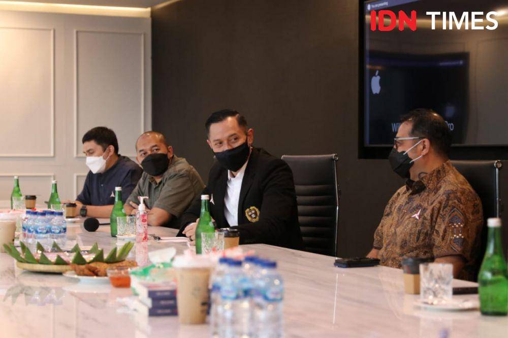 Ketua Umum Partai Demokrat Agus Harimurti Yudhoyono (AHY) mendatangi kantor IDN Media HQ pada Kamis (17/6/2021). (IDN Times/Reynaldy Wiranata)