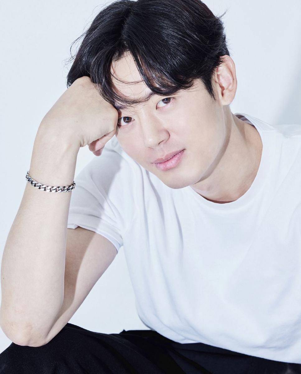 Lee Ji Hoon (ssoment.com)