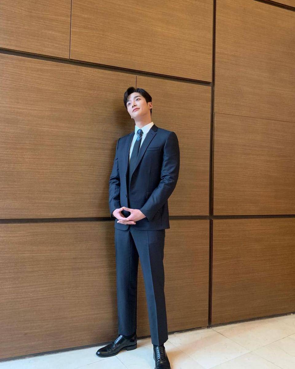 Rowoon SF9 (instagram.com/ewsbdi/)