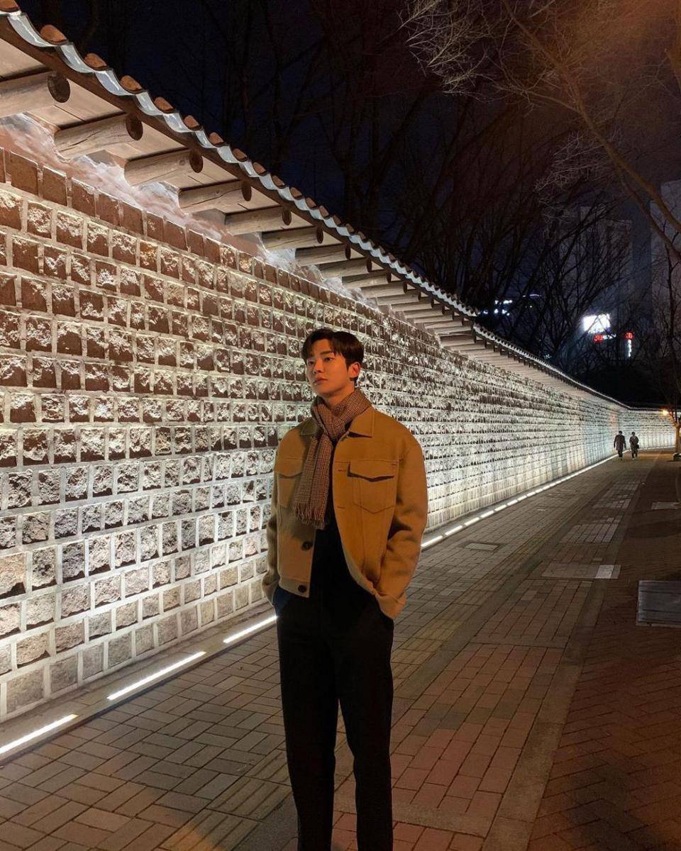 Rowoon SF9 (instagram.com/ewsbdi/)