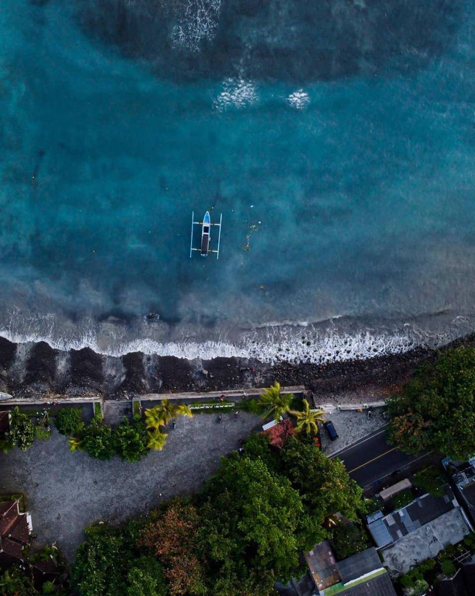Pantai Candidasa (instagram.com/hsetiawan_)