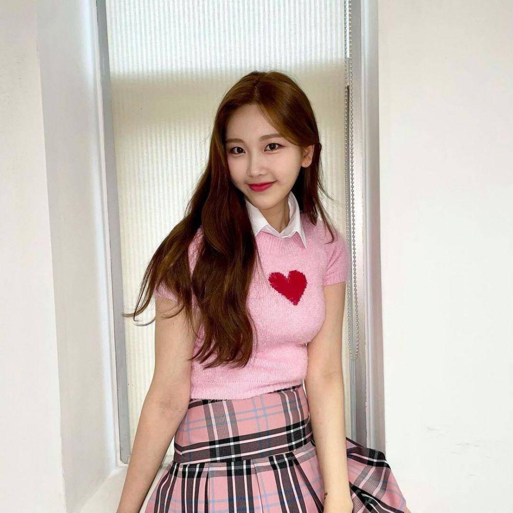 Nayun MOMOLAND (instagram.com/nayun_nannie)