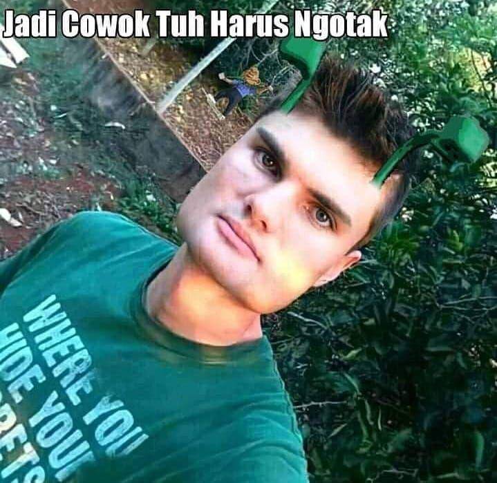 meme kata ambigu (instagram.com/xmeme.id)