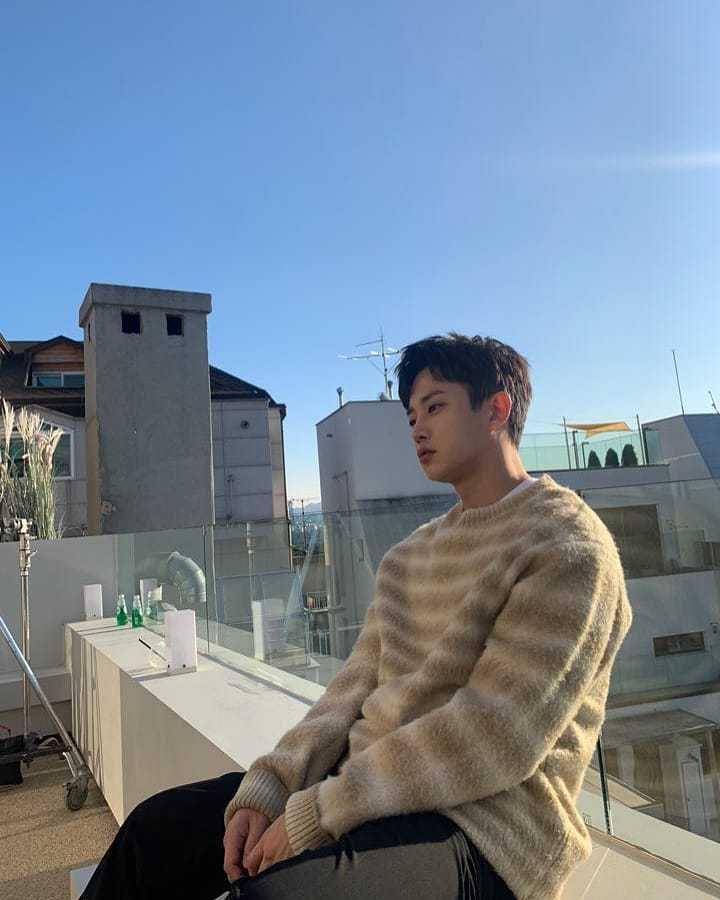 Kim Min Seok (instagram.com/samuliesword)
