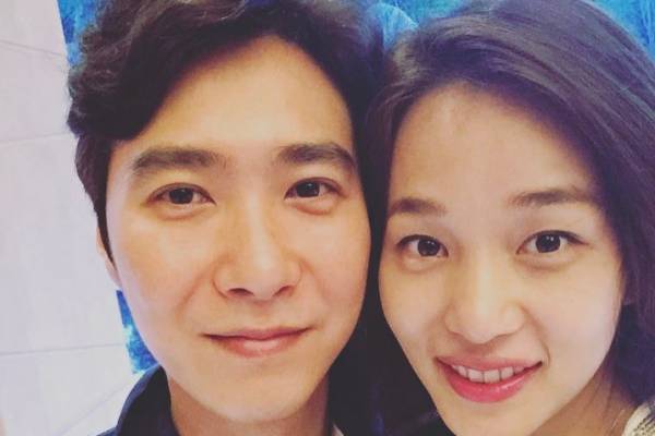 Ko Ji Yong dan istrinya (instagram.com/ecojiyoung)
