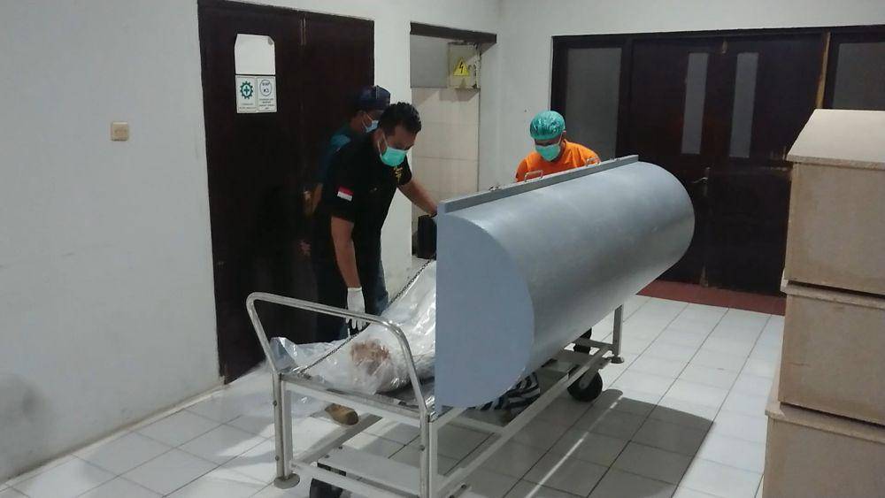 Jenazah korban di ruang IPJ RSUD Dr Iskak Tulungagung. IDN Times/ Bramanta Pamungkas