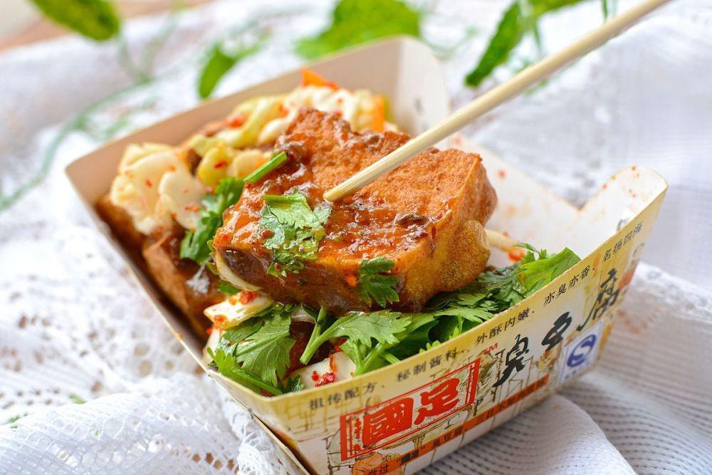9 Fakta Chou Doufu, Kudapan Populer Asal Tiongkok Beraroma Busuk