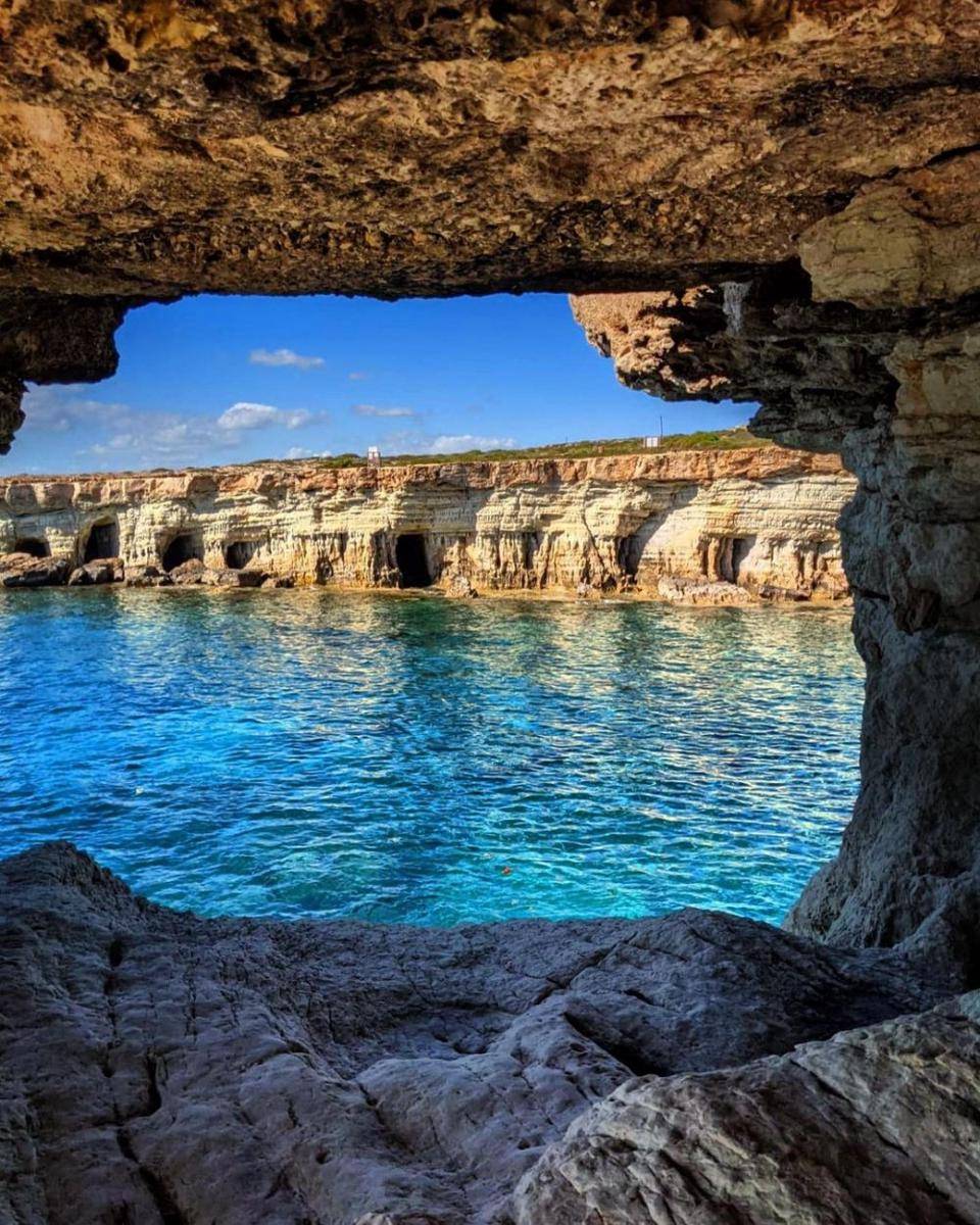 Aiya Napa Caves, Siprus (instagram.com/g_nayia)
