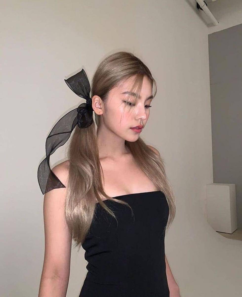 Yeji ITZY (instagram.com/hwangyeji.official)