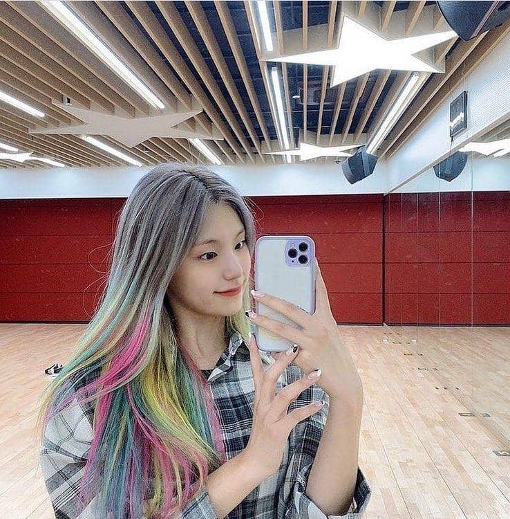 Yeji ITZY (instagram.com/hwangyeji.official)