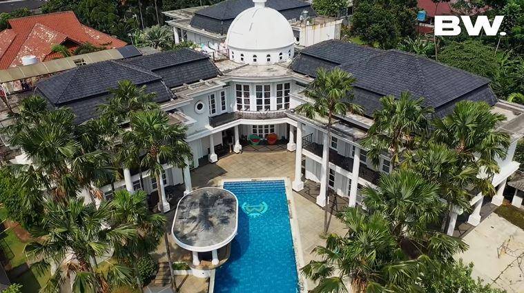rumah Monica Soraya (Youtube.com/Boy William)