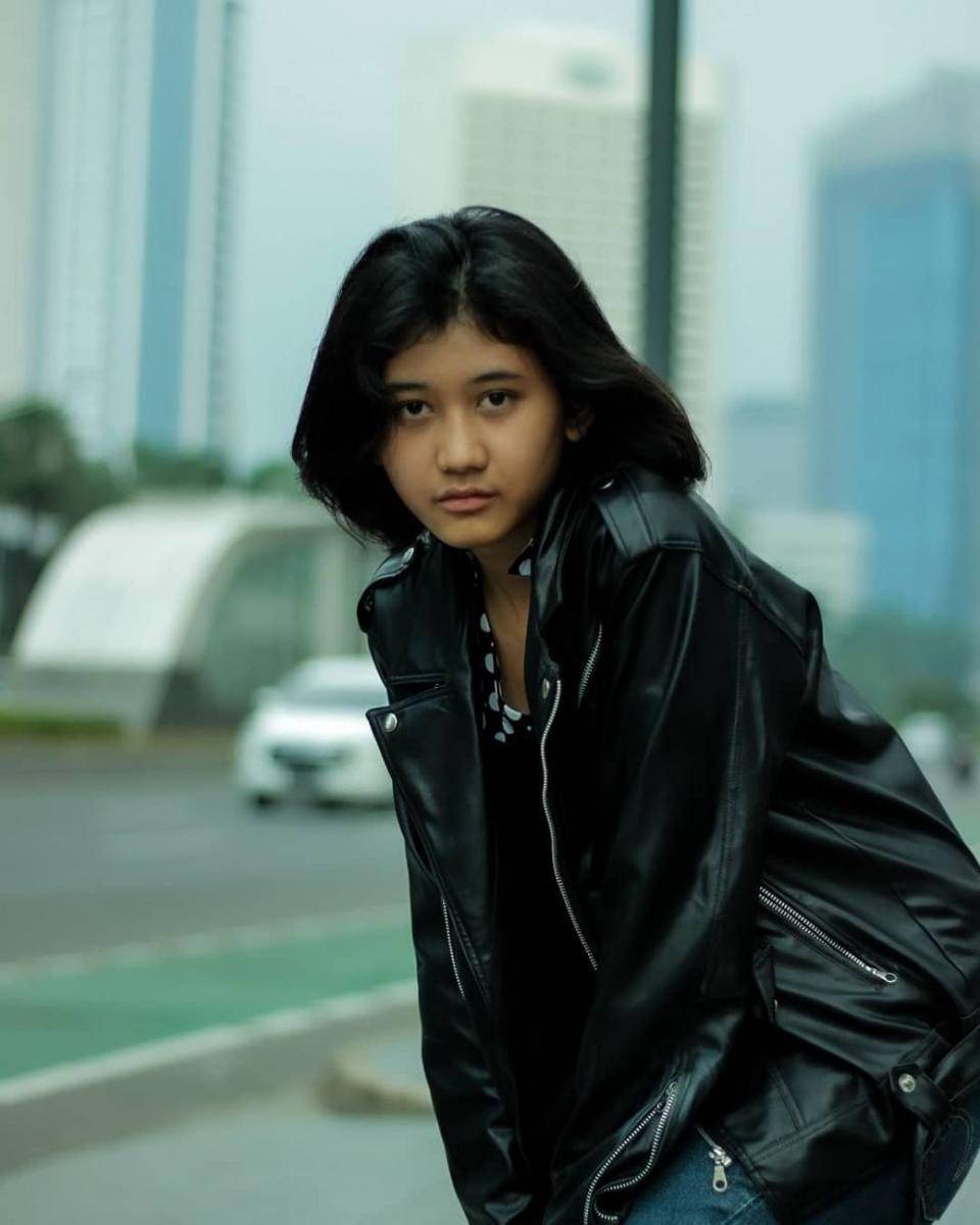 Sosok Amel yang disebut mirip dengan Nike Ardilla. (instagram.com/melamilia)