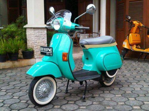 Vespa Corsa 125 (FAST2010/flickr)