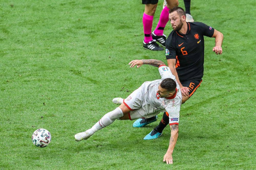 Stefan de Vrij (twitter.com/Stefandevrij)