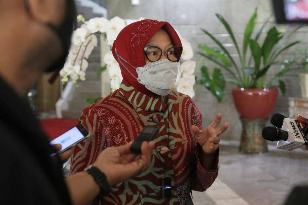 Kementerian sosial bagi-bagi telur sehatkan masyarakat di tengah pandemik. (dok. Kemensos)