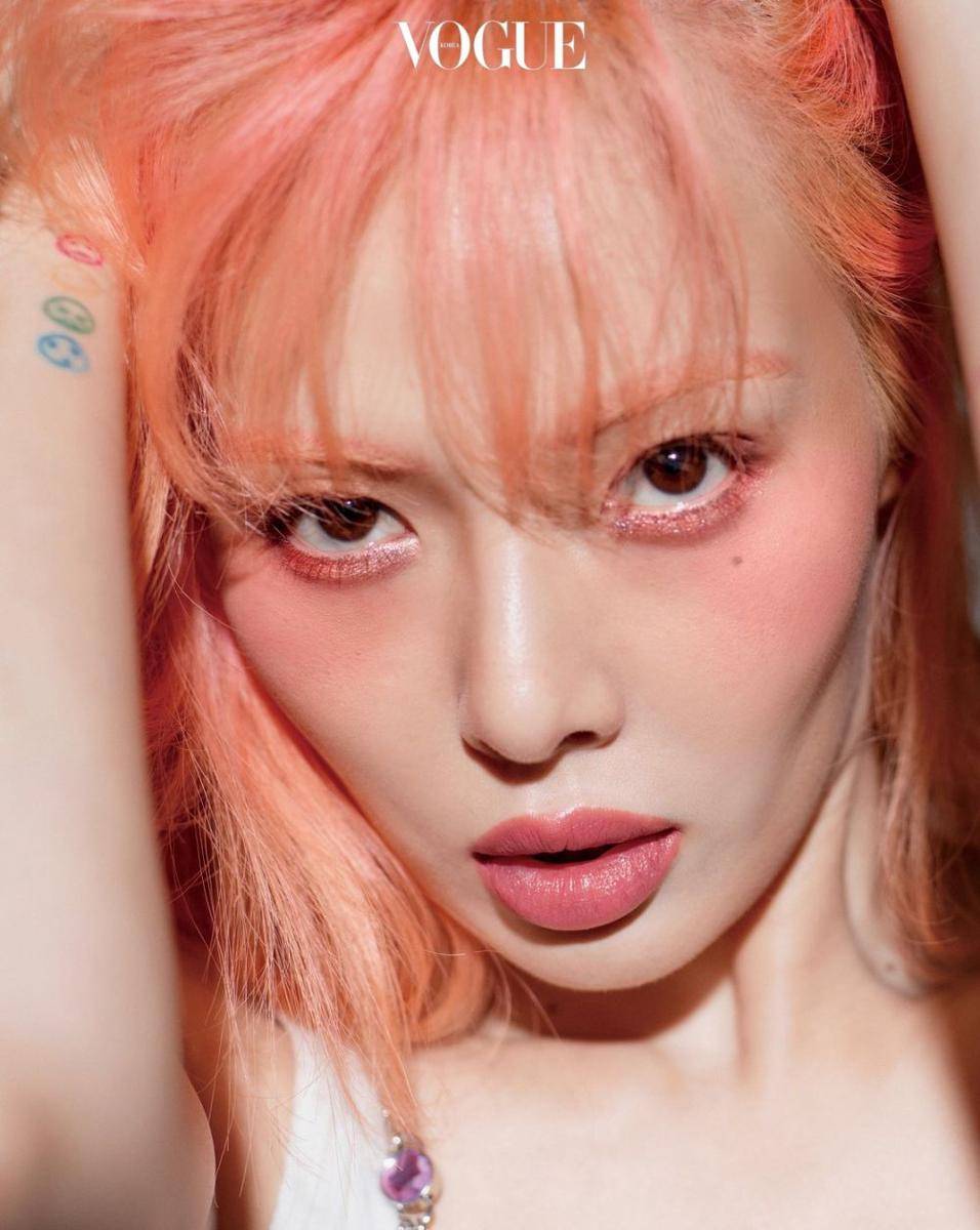 Hyuna di pemotretan bersama majalah Vogue Korea edisi Juli 2021. (vogue.co.kr)