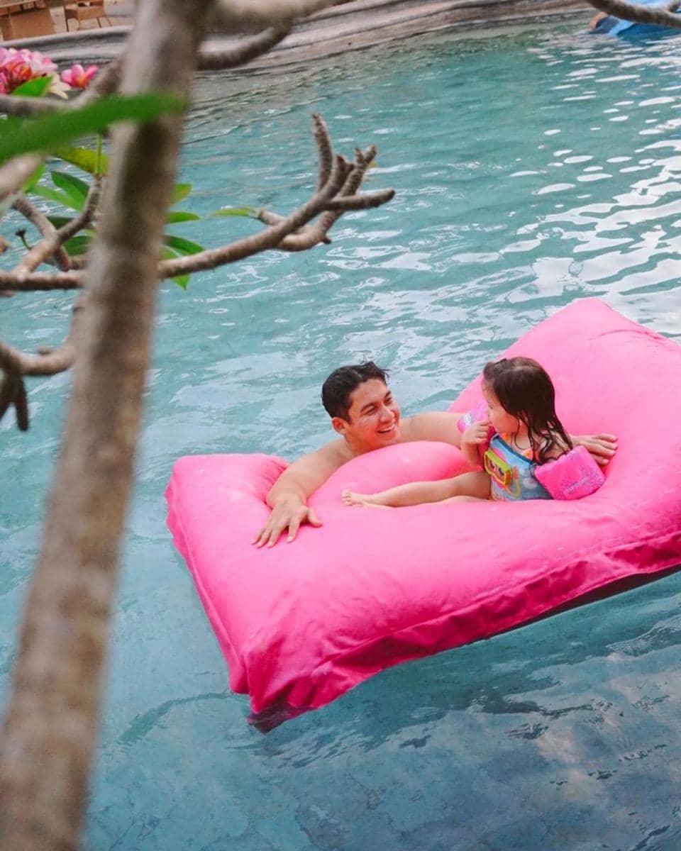 Samuel Zylgwyn dan buah hati (instagram.com/samuel_zylgwyn)