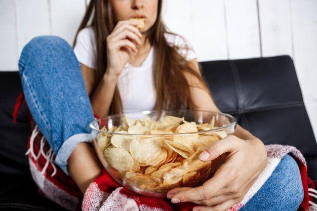 Gaya hidup yang tidak aktif bisa menjadi faktor risiko stroke (freepik.com/cookie_studio)