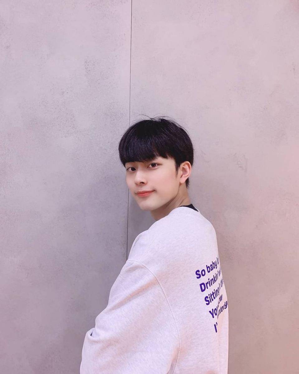 Yoo Seon Ho (instagram.com/official_yooseonho)