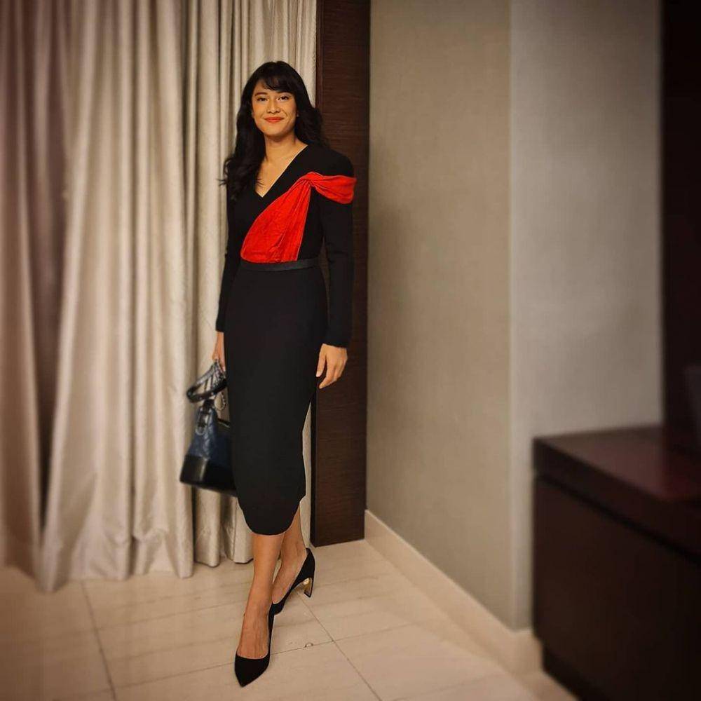 Dian Sastro (instagram.com/therealdisastr)