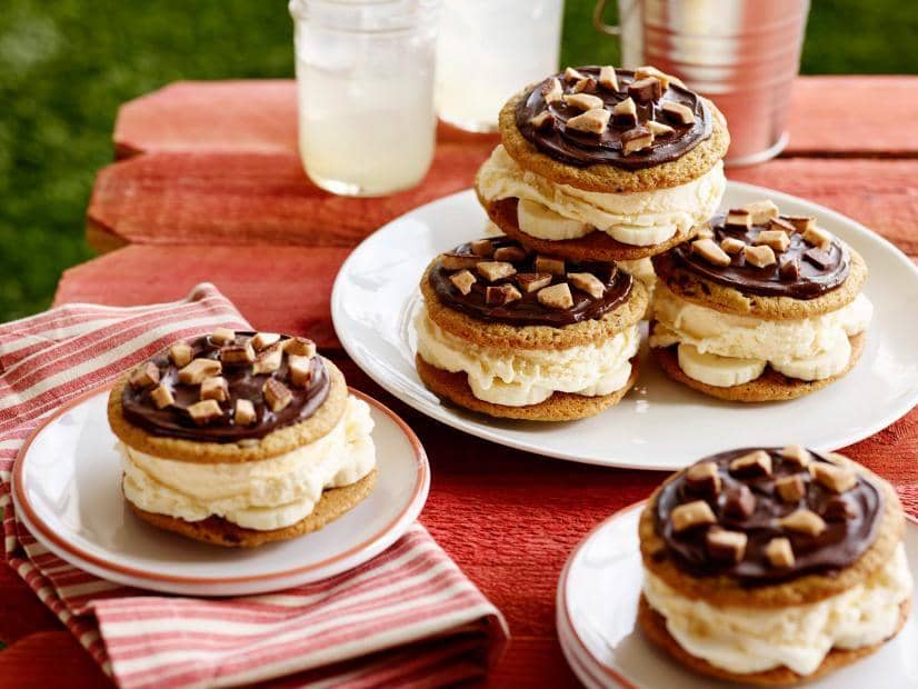 Frozen banana ice cream sandwiches (foodnetwork.com/Giada De Laurentiis)