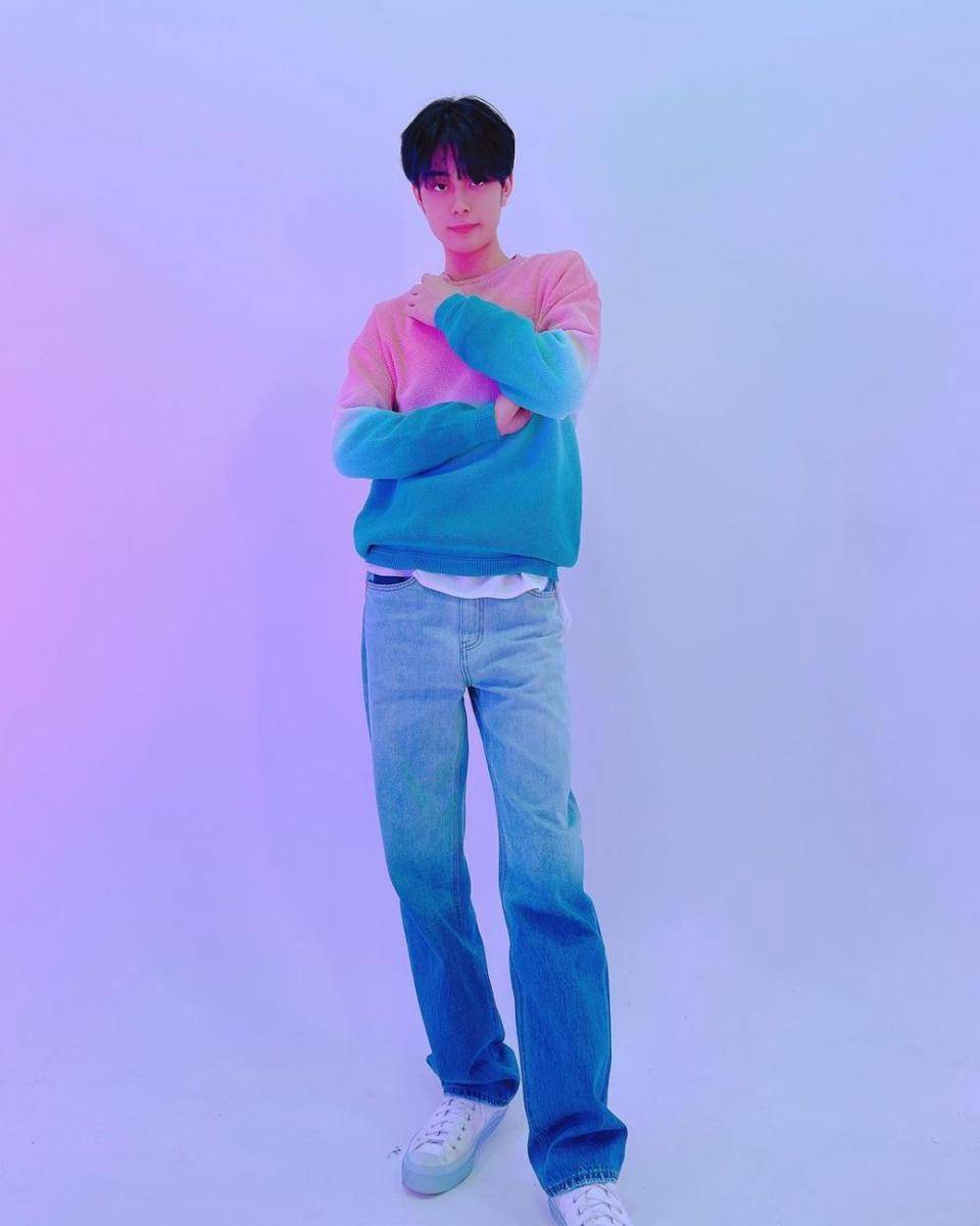Yoo Seon Ho (instagram.com/official_yooseonho)