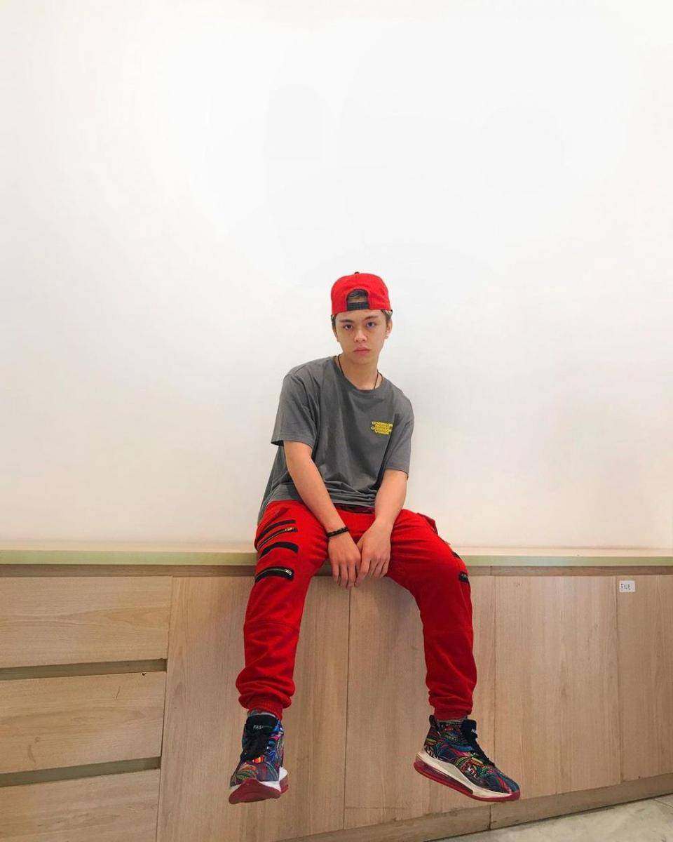 Fenly UN1TY (instagram.com/fenly_un1ty)