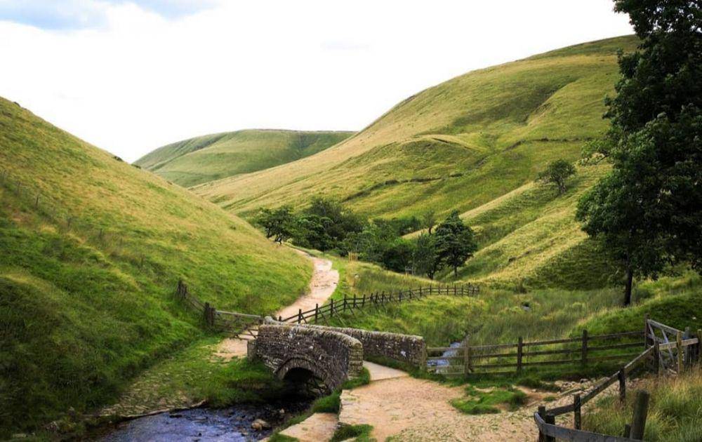 pesona Taman Nasional Peak District (Instagram.com/explorethe_world_00)