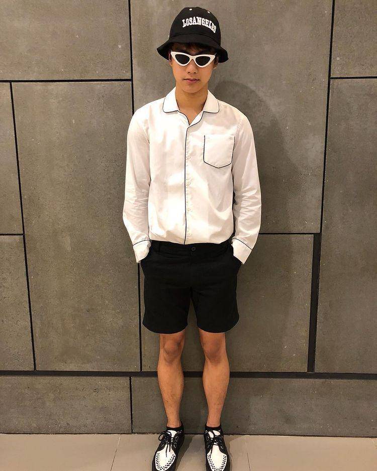 Style kemeja ala Ohm Pawat (instagram.com/ohmpawat)