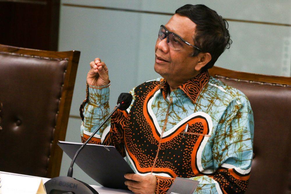 Mahfud MD Kirim Surat Minta Yasonna Prioritaskan Revisi UU ITE