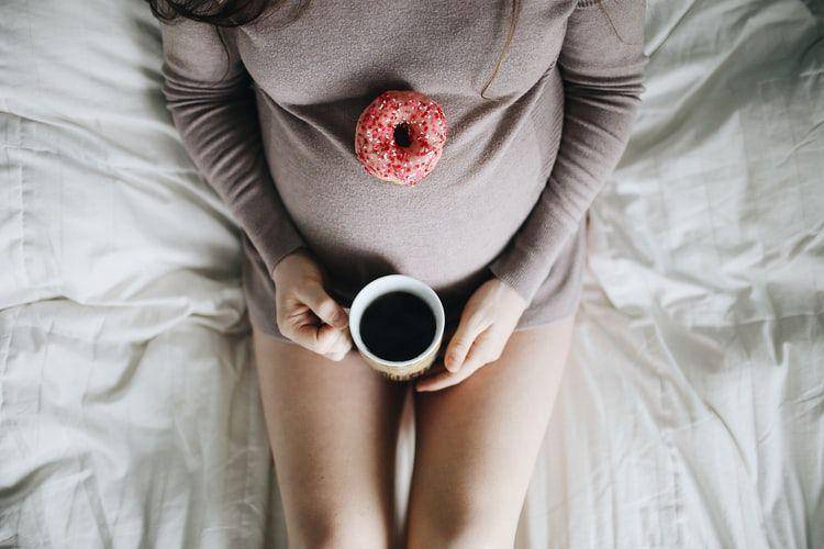 Ilustrasi perempuan hamil (unsplash.com/@fallonmichaeltx)