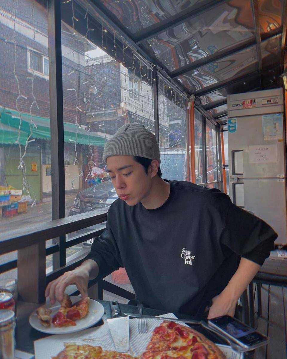 Lee Chan Hyung (instagram.com/nakktaa_)