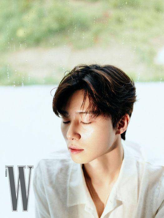 Park Seo Joon (wkorea.com)