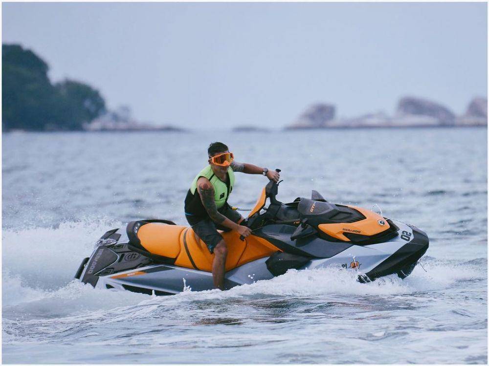 Gading Marten (instagram.com/gadiiing)