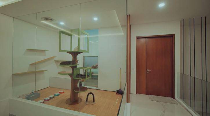 rumah Raditya Dika (Youtube.com/Raditya Dika)