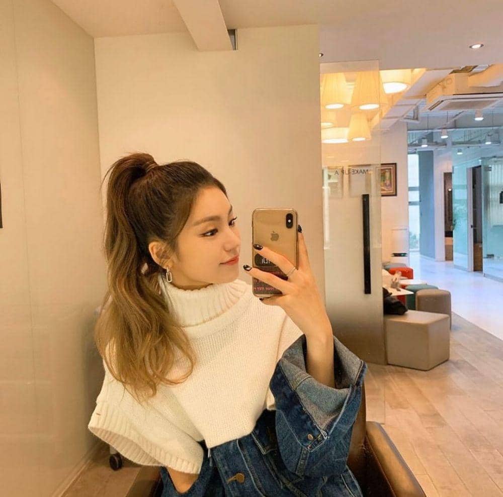 Yeji ITZY (instagram.com/hwangyeji.official)