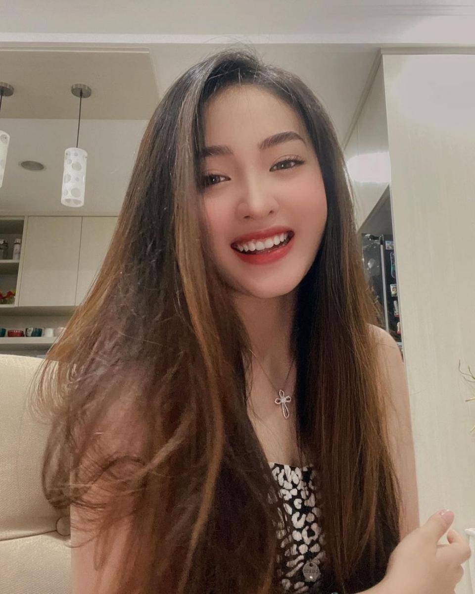 Natasha Wilona (instagram.com/natashawilona12/)