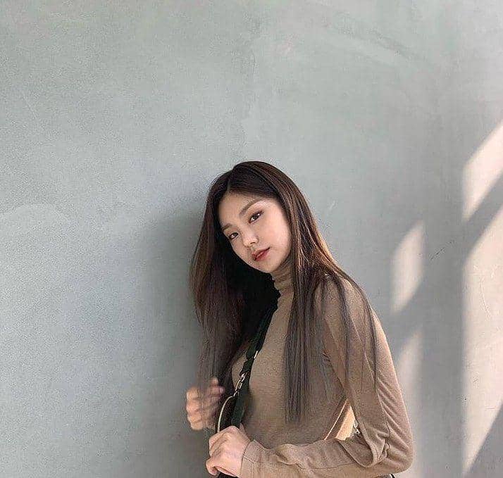 Yeji ITZY (instagram.com/hwangyeji.official)