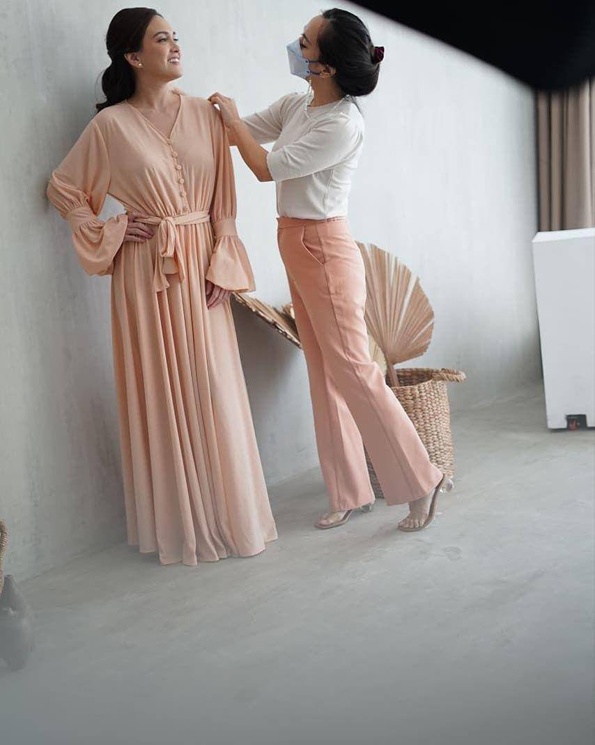 Shandy Aulia dan manajernya (instagram.com/paularudollf)