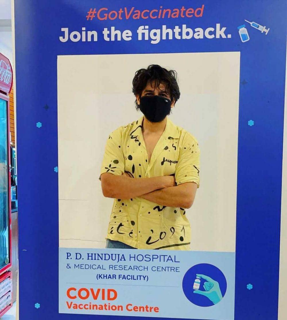 Kartik Aaryan divaksinasi. (instagram.com/kartikaaryan)