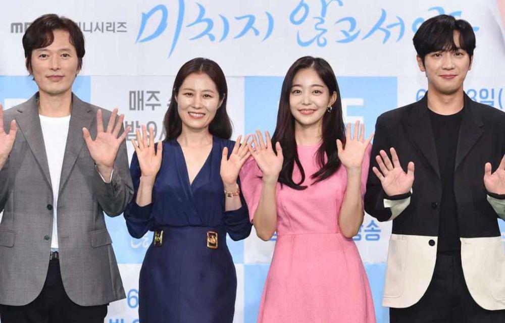 Raih Rating Tinggi, 10 Potret Karakter Drama On the Verge of Insanity