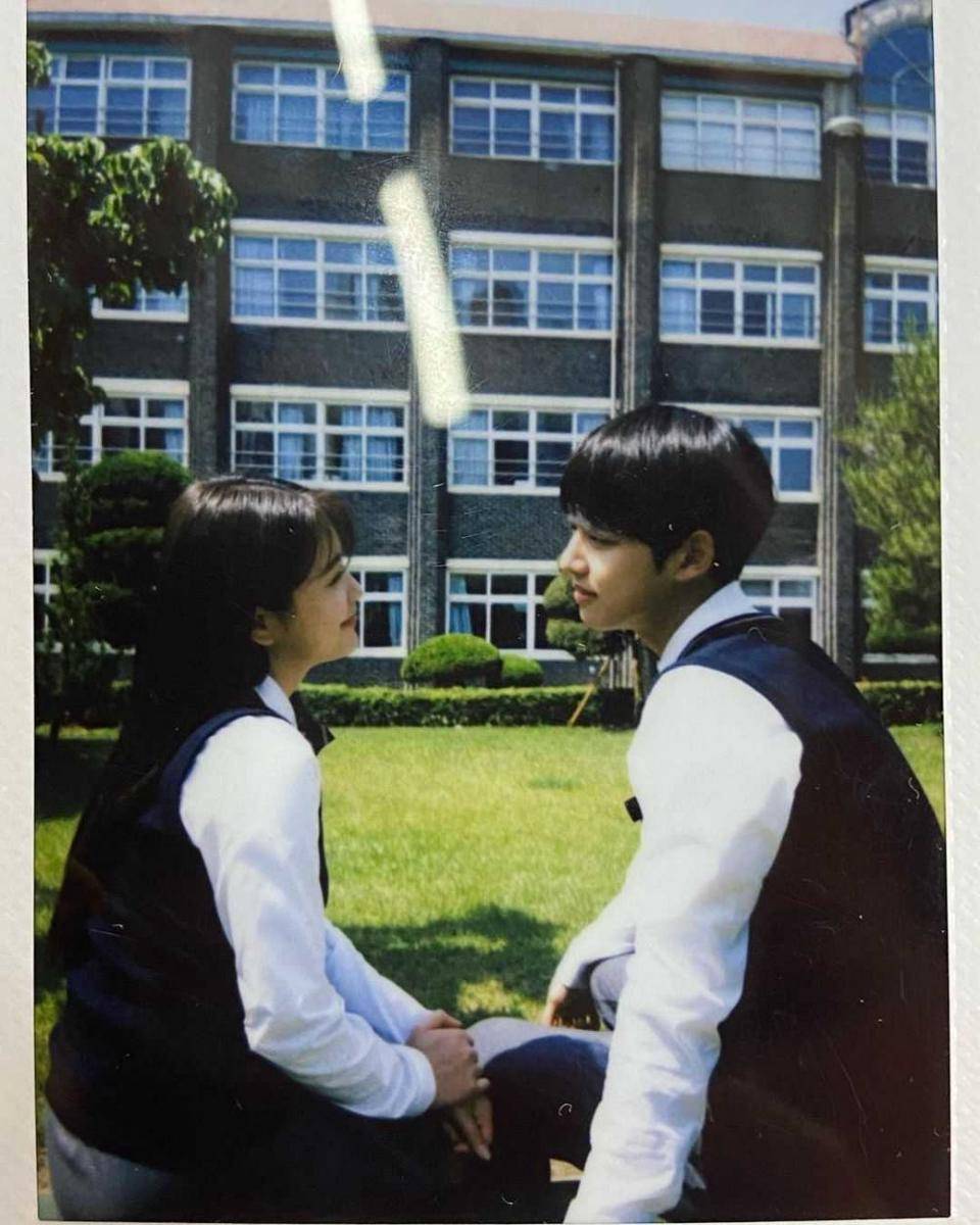 Yeri Red Velvet dan Hongseok Pentagon di drama Blue Birthday (instagram.com/yerimiese)
